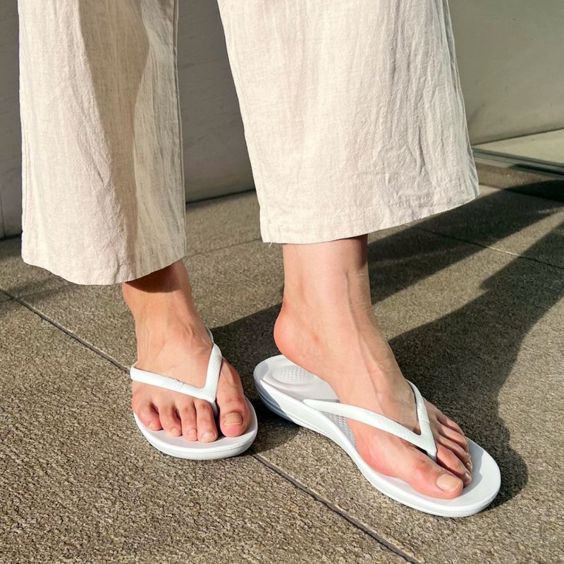 fitflop(フィットフロップ) IQUSHION ERGONOMIC FLIP-FLOPS サンダル 